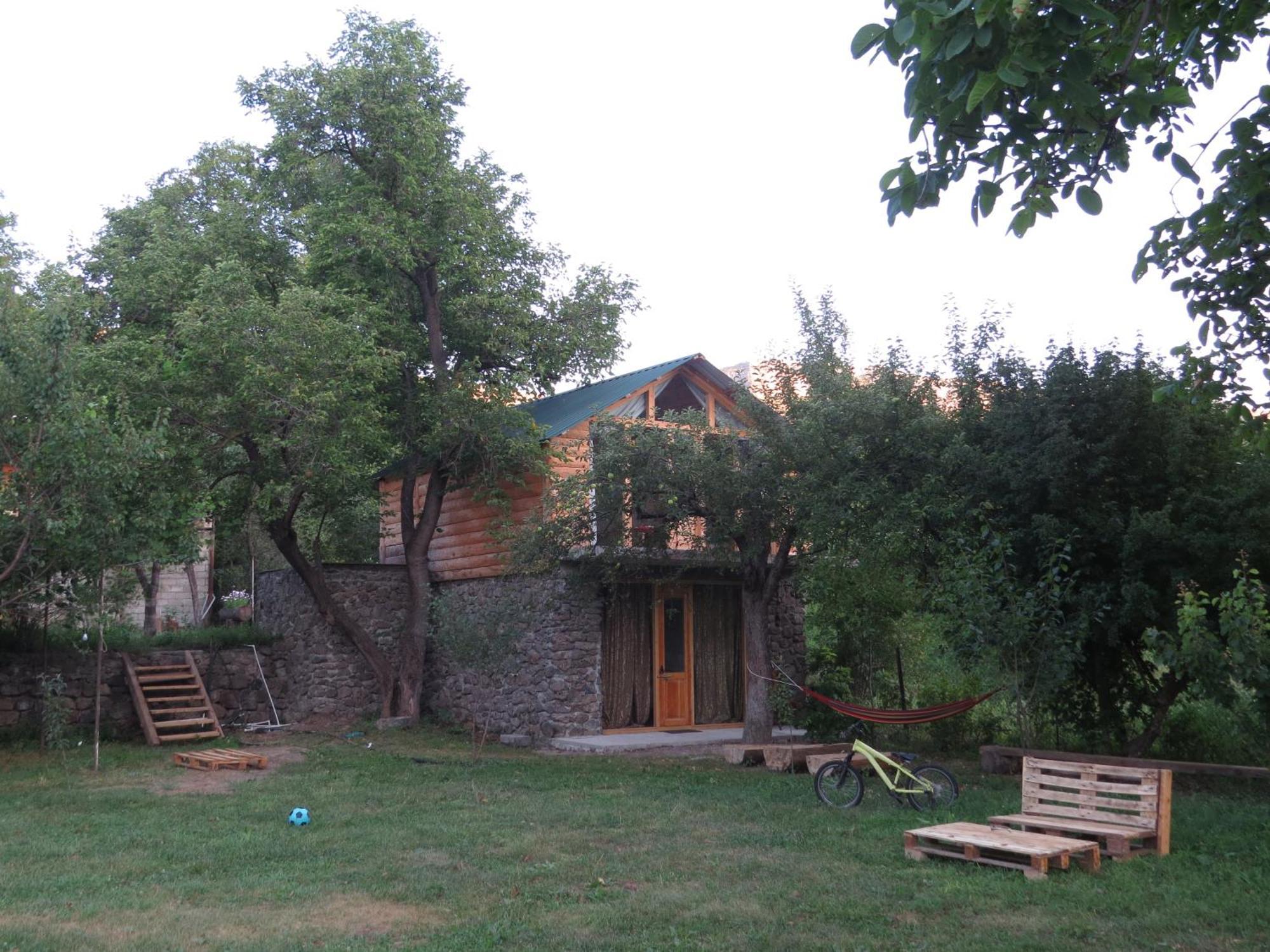 Guest House Aleksandre T'mogvi Exterior photo